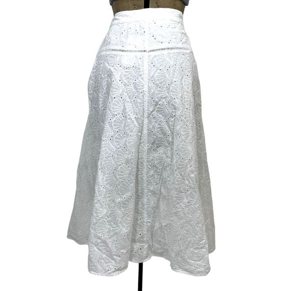 ASOS DESIGN shell broderie midi skirt with peplum hem in white 4 - Picture 3 of 7
